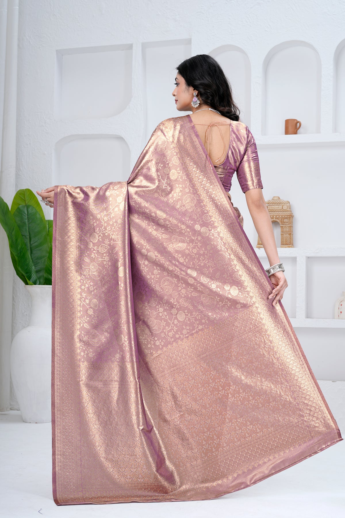 Saumyani Fashion Pink Kanjivaram Silk saree Wedding Wear,Festival wear Saree For Women