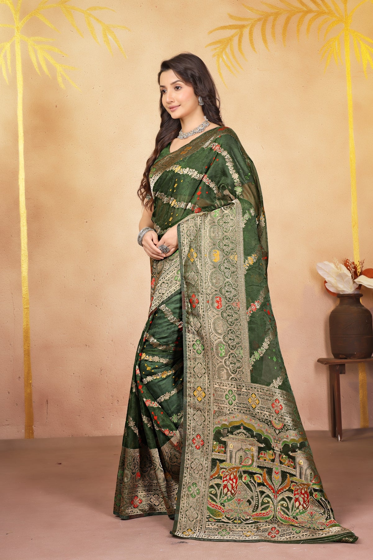 Saumyani Fashion Lumina tisu silk Wedding Wear And Party Wear saree For Women