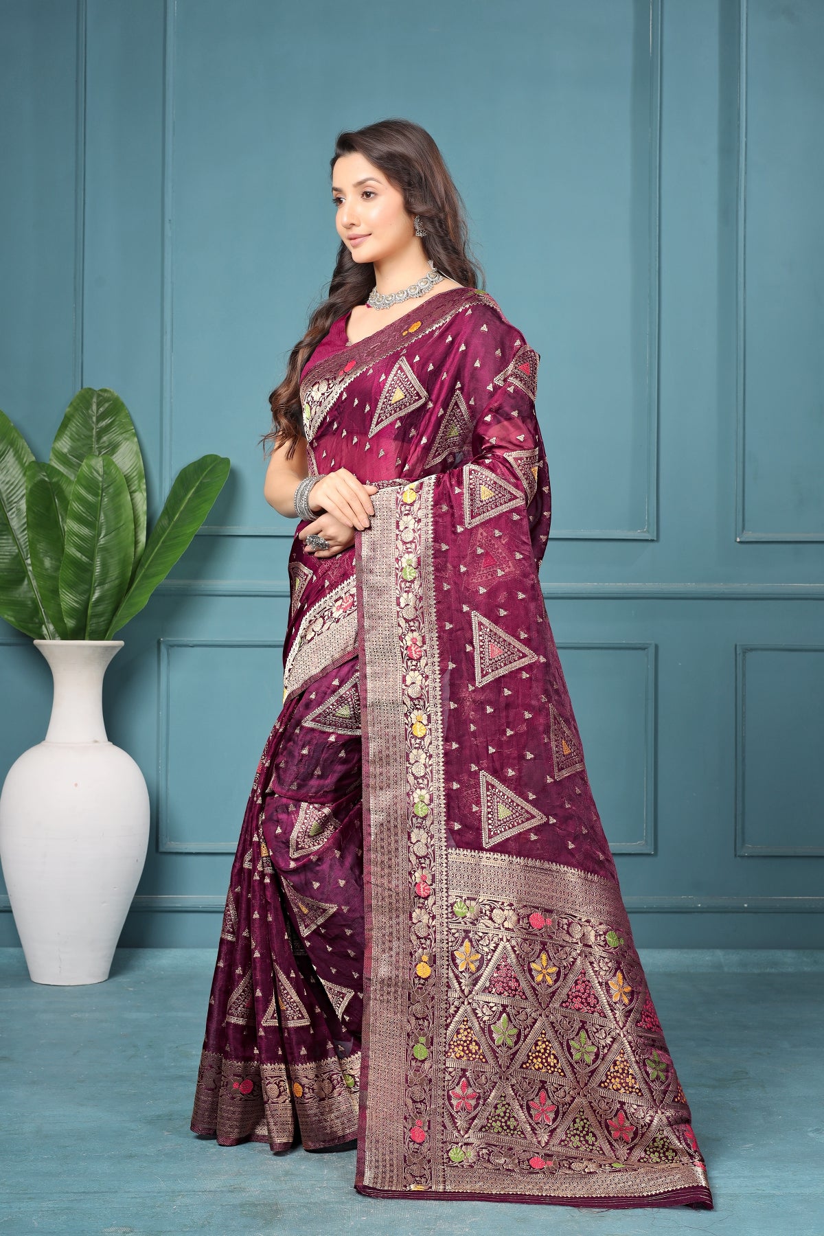 Saumyani Fashion Smansa tisu silk Wedding Wear And Party Wear saree For Women
