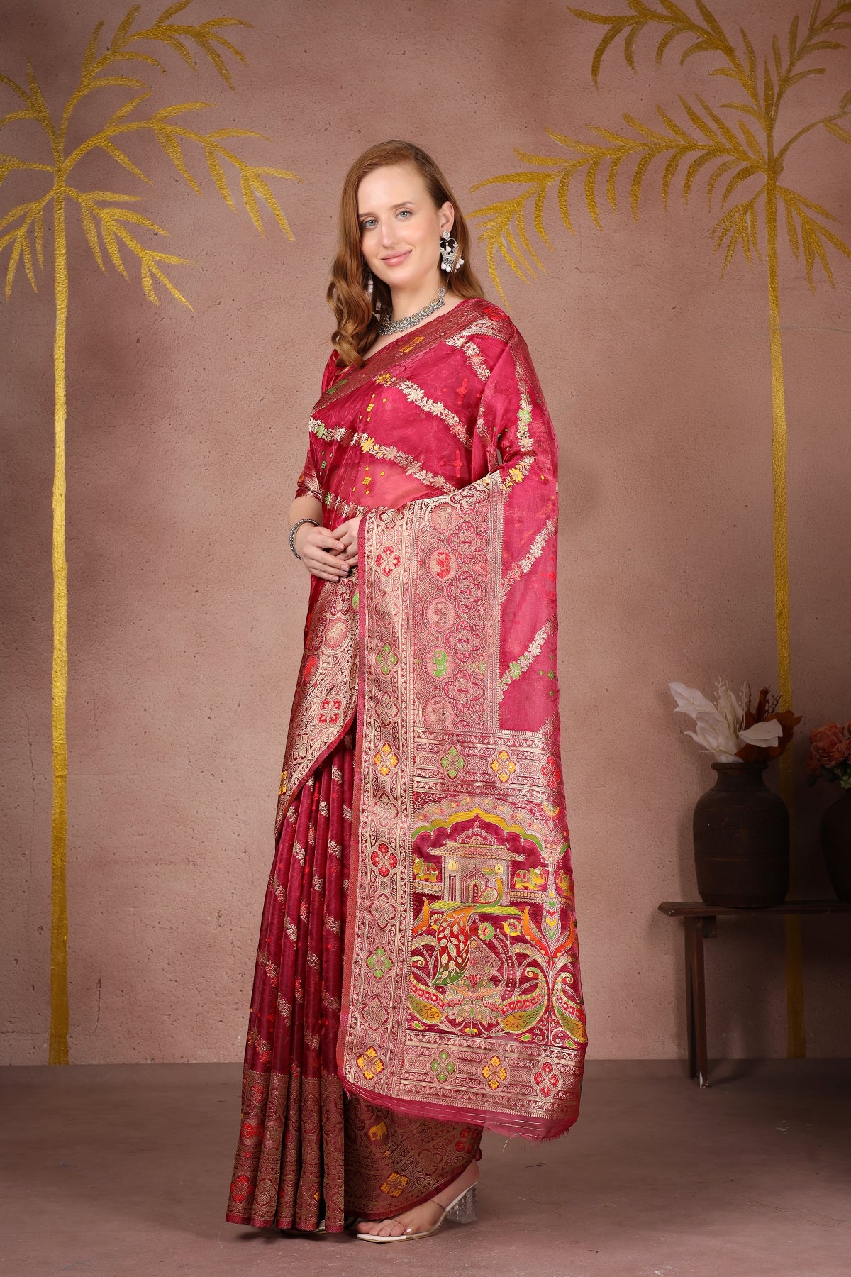 Saumyani Fashion Lumina tisu silk Wedding Wear And Party Wear saree For Women