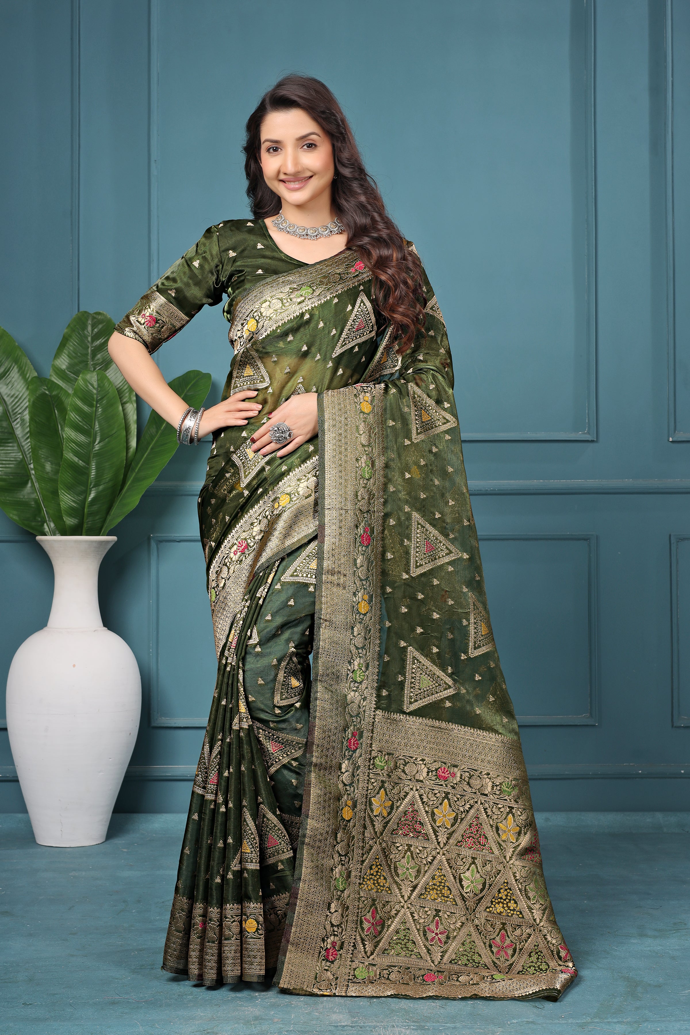 Saumyani Fashion Smansa tisu silk Wedding Wear And Party Wear saree For Women