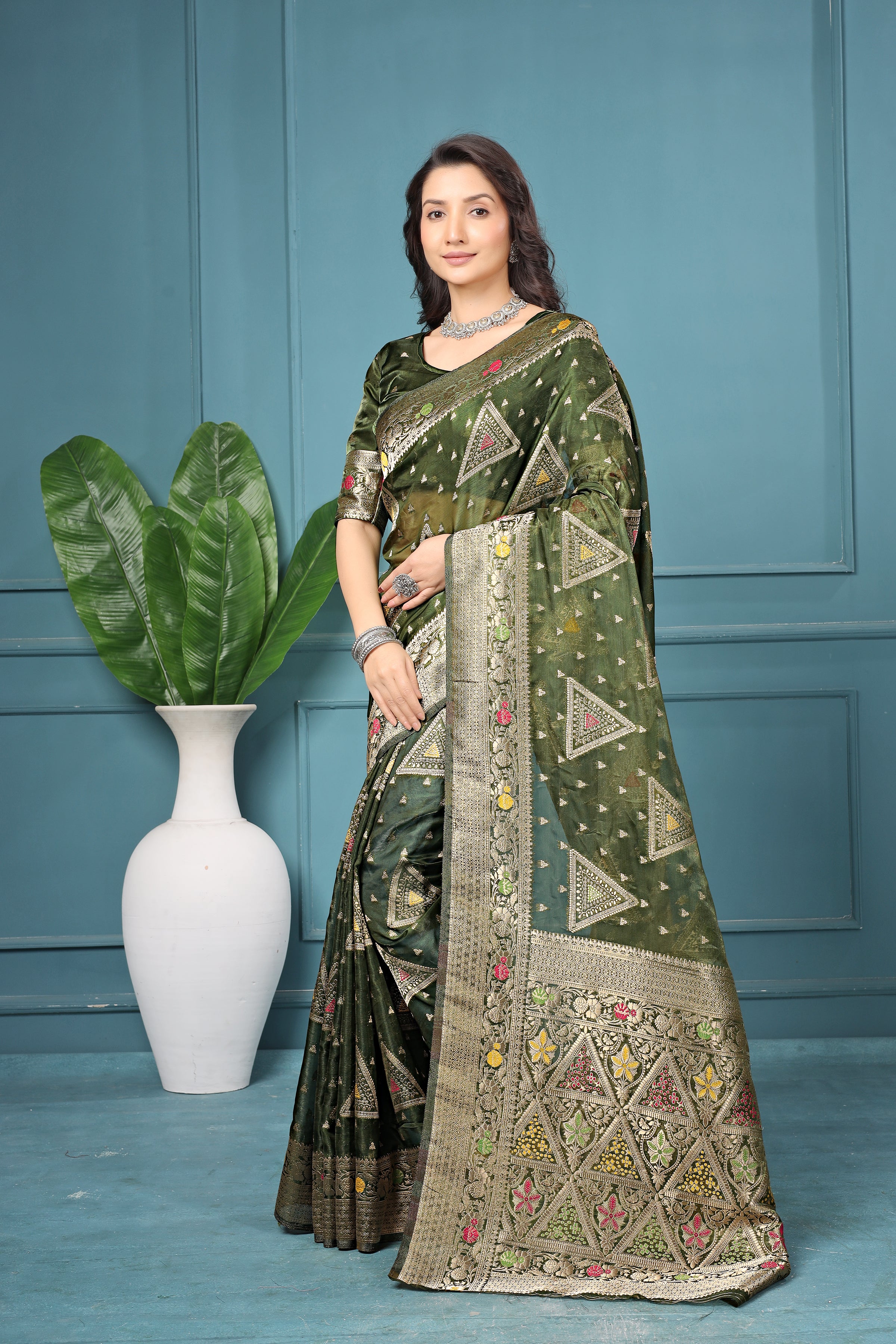 Saumyani Fashion Smansa tisu silk Wedding Wear And Party Wear saree For Women