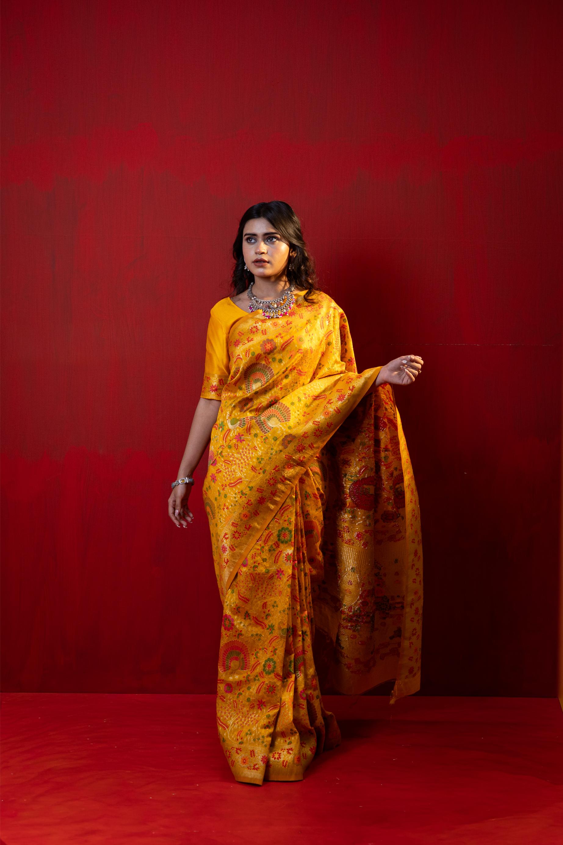 Royal Pashmina Pihu Floral Woven Minakari Border Saree